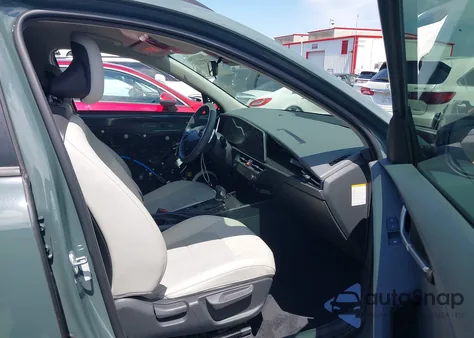 2023 Kia Niro Ex z USA, uszkodzony, nr VIN KNDCR3LEXP5080352